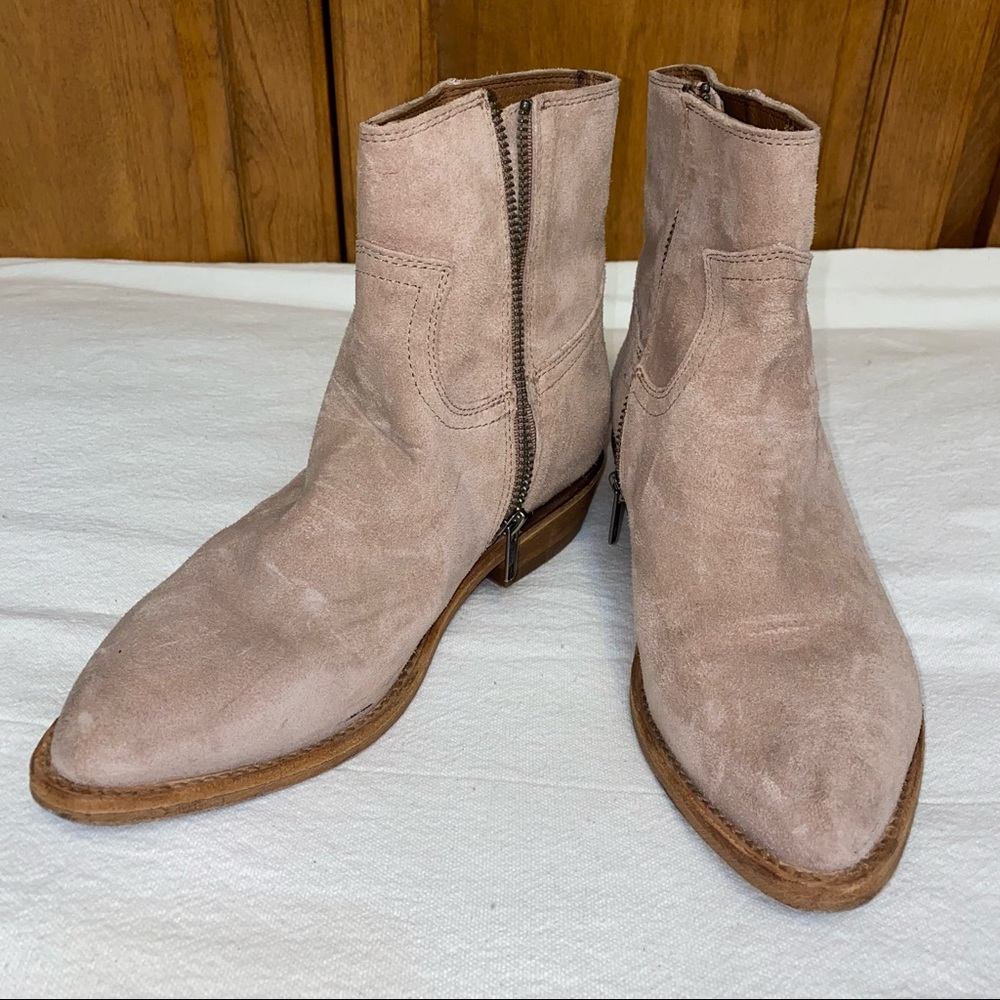 FRYE pale blush ‘Billy’ inside zip bootie